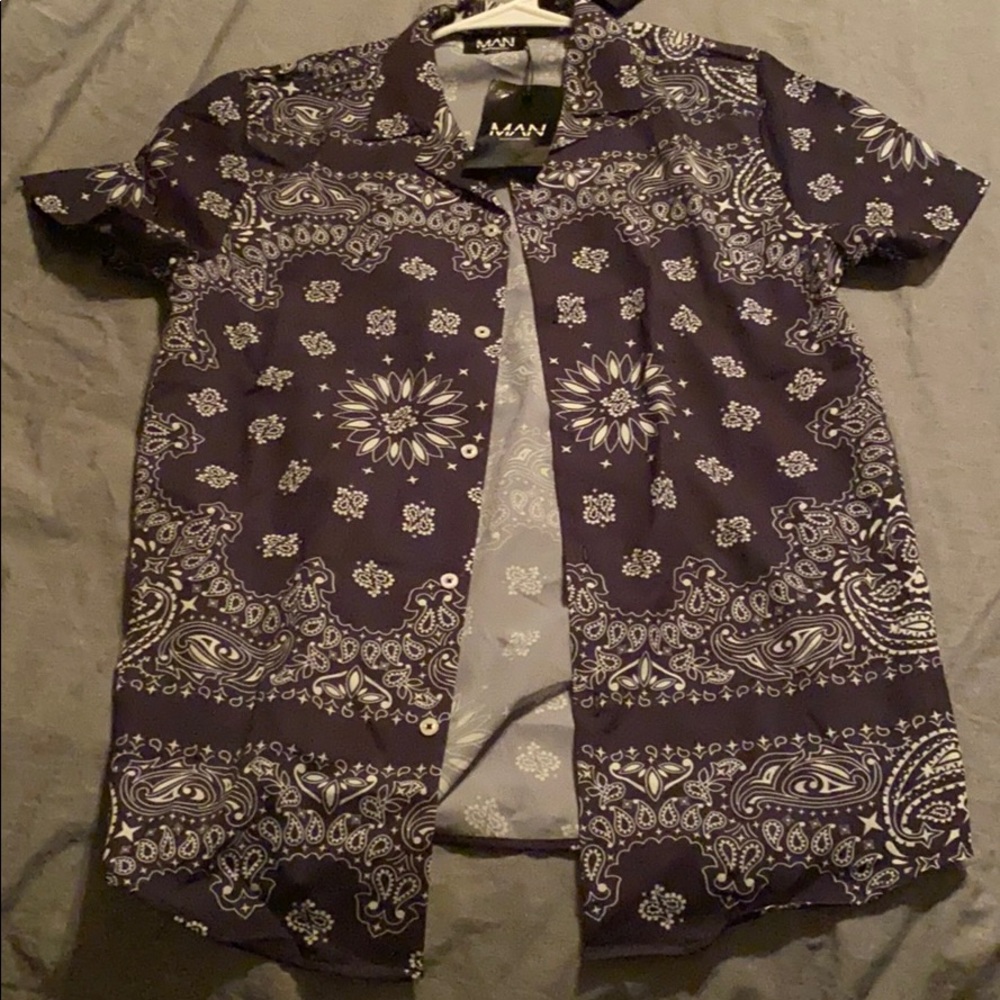 BN black bandanna button up